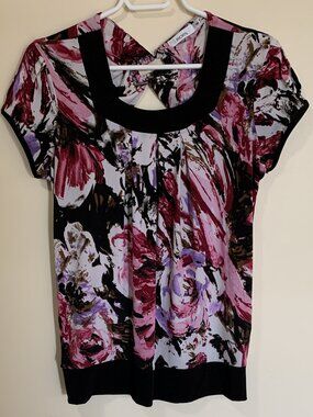 Ricki's Floral Abstract Women's Top - Multicolored T-Shirt - Size Medium M